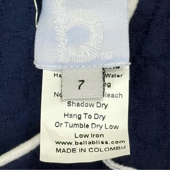 NWT Bella Bliss Navy Quilted Dress Girls 7 Button Back Classic Preppy - Picture 8 of 10